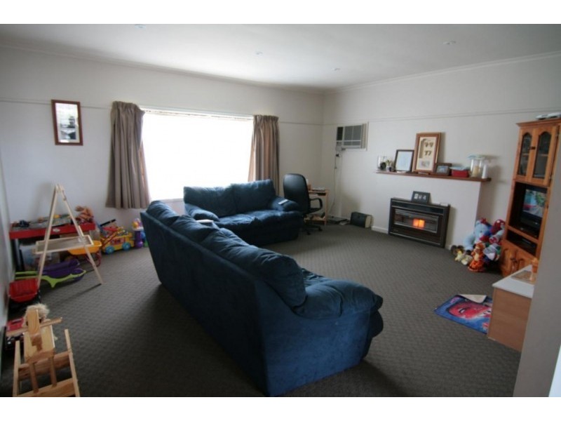 2 Speed Street, Ararat VIC 3377