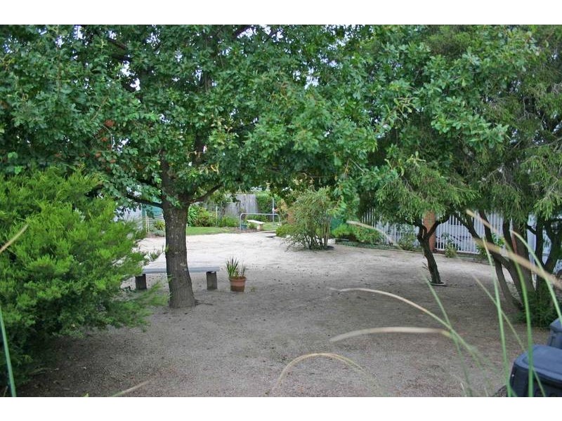 20 Barkly Street West, Ararat VIC 3377