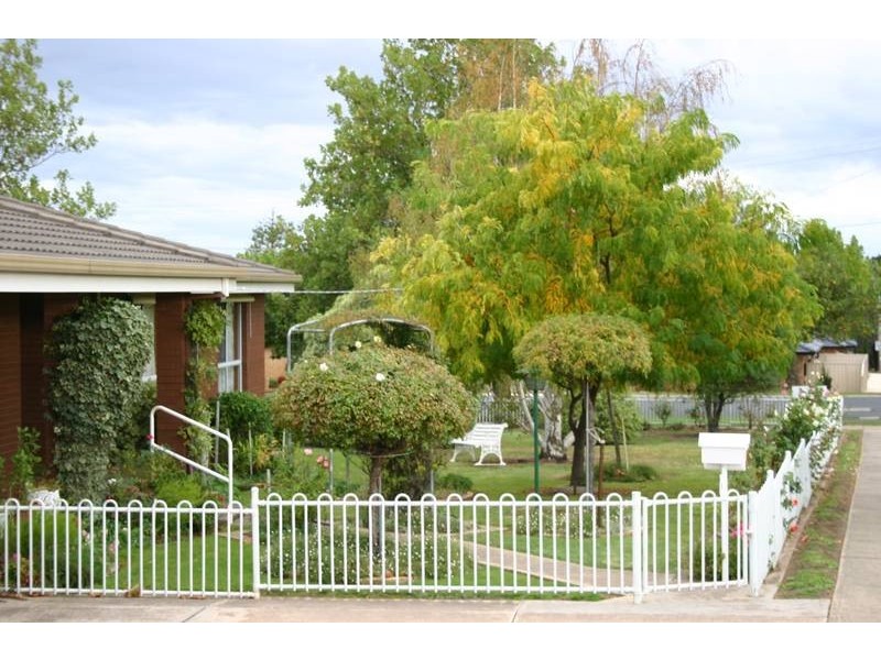 20 Barkly Street West, Ararat VIC 3377