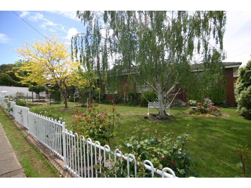 20 Barkly Street West, Ararat VIC 3377