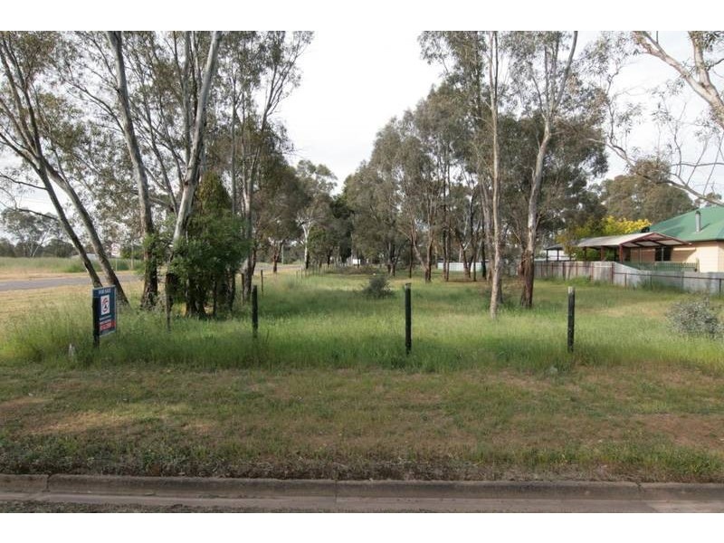 57 Main Street, Great Western VIC 3377