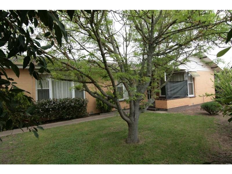 30 Tobin Street, Ararat VIC 3377