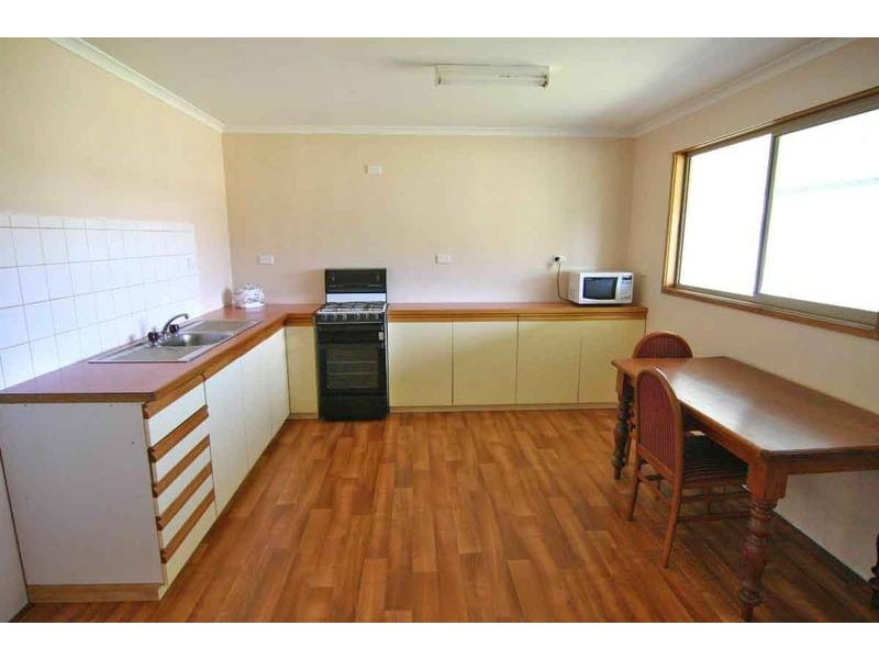 1374 Pyrenees Highway, Amphitheatre VIC 3468