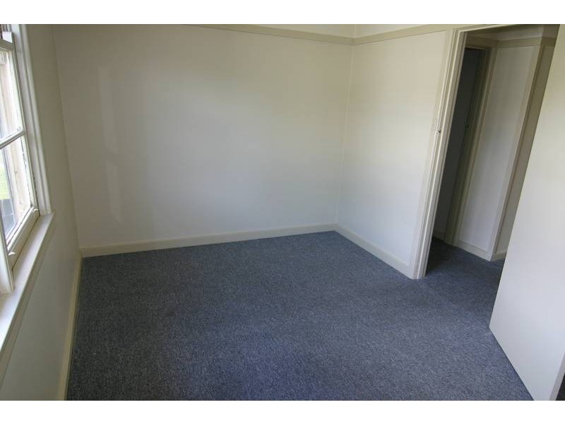 4 Churchill Avenue, Ararat VIC 3377