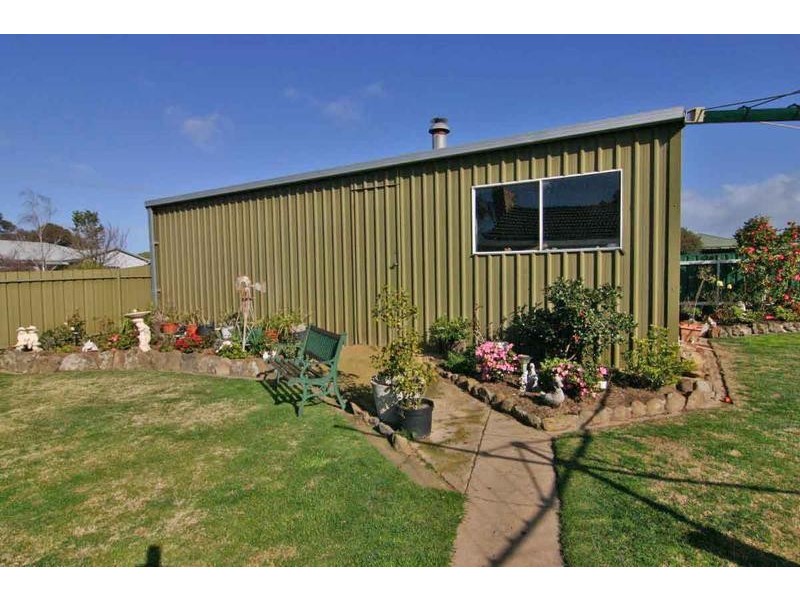 41 George Road, Ararat VIC 3377