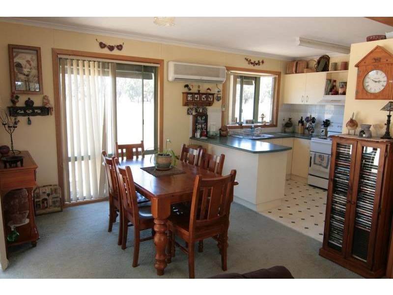 15 Cunningham Lane, Landsborough VIC 3384