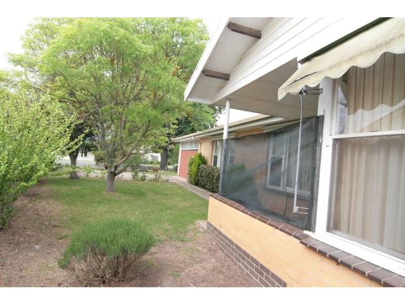 30 Tobin Street, Ararat VIC 3377