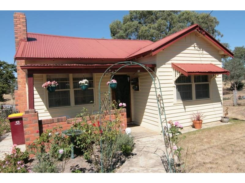 47 McLennan Street, Glenthompson VIC 3293