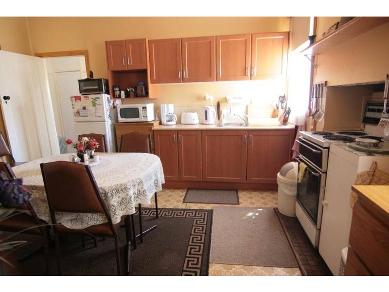 47 McLennan Street, Glenthompson VIC 3293