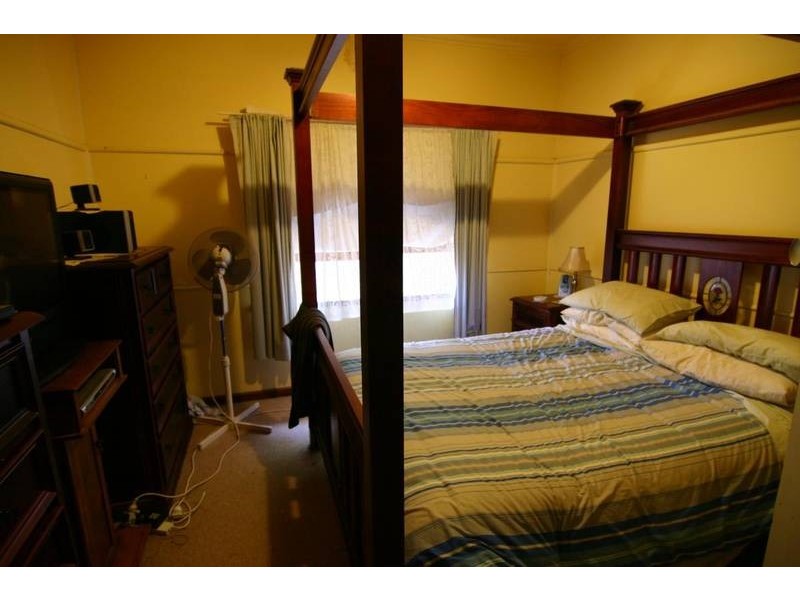 14 Bonnin Avenue, Ararat VIC 3377