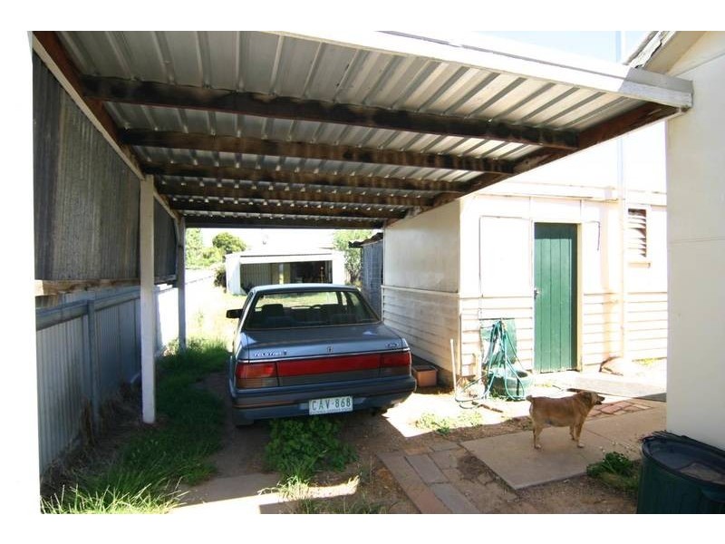 14 Bonnin Avenue, Ararat VIC 3377