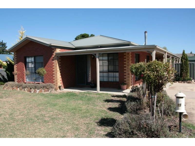 15 Mclean Street, Ararat VIC 3377