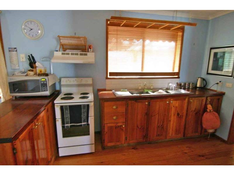 35 McLellan Street, Ararat VIC 3377