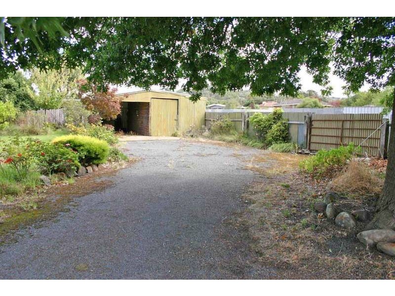 8 Barkly Street West, Ararat VIC 3377