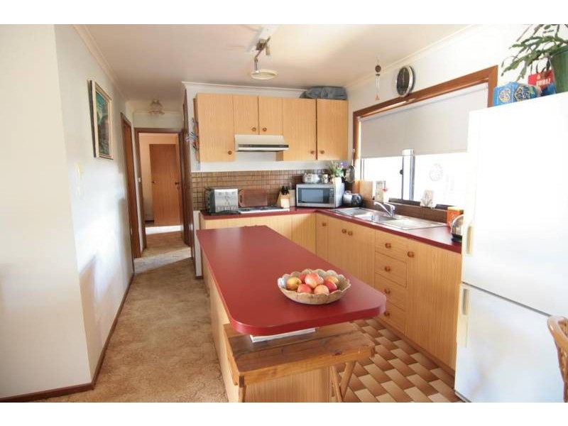 42 Dean Street, Ararat VIC 3377