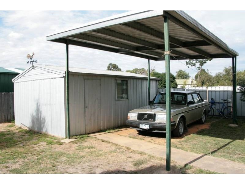 42 Dean Street, Ararat VIC 3377