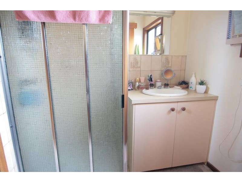 42 Dean Street, Ararat VIC 3377