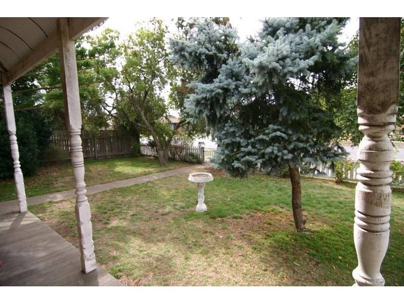 35 George Road, Ararat VIC 3377