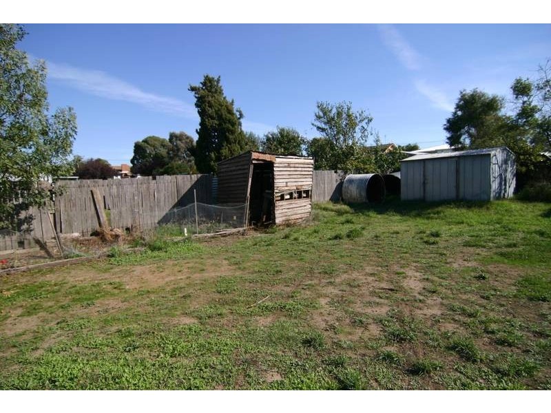 11 Webb Street, Ararat VIC 3377