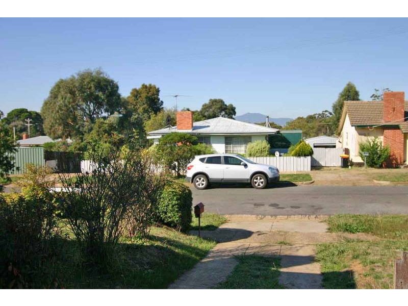 11 Webb Street, Ararat VIC 3377