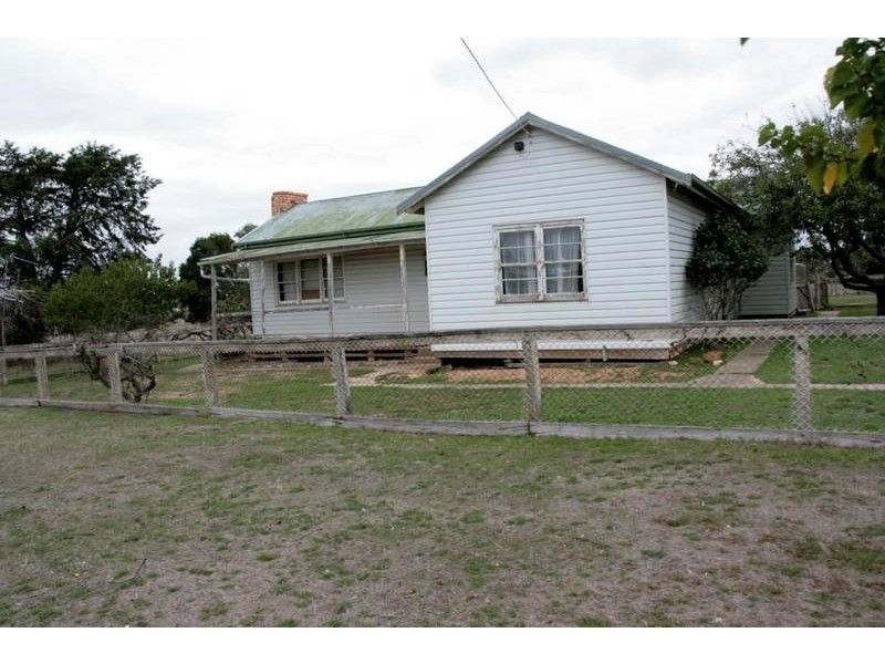 Overingtons Road, Moyston VIC 3377