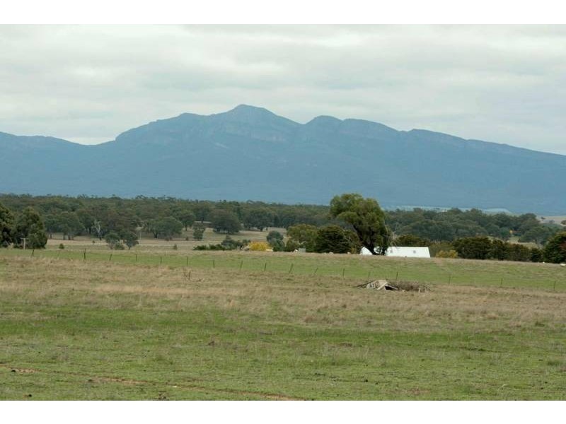 Overingtons Road, Moyston VIC 3377