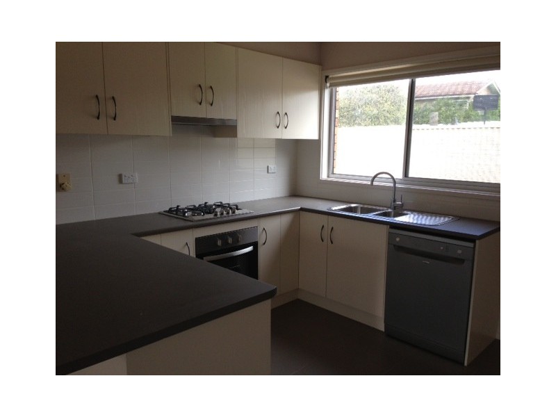 4/3 Kneale Street, Ararat VIC 3377