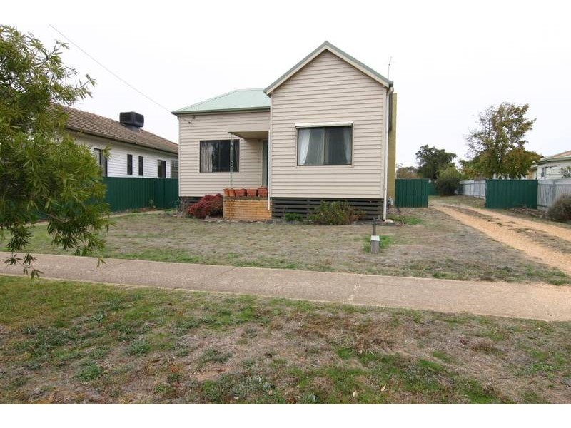 43 George Road, Ararat VIC 3377