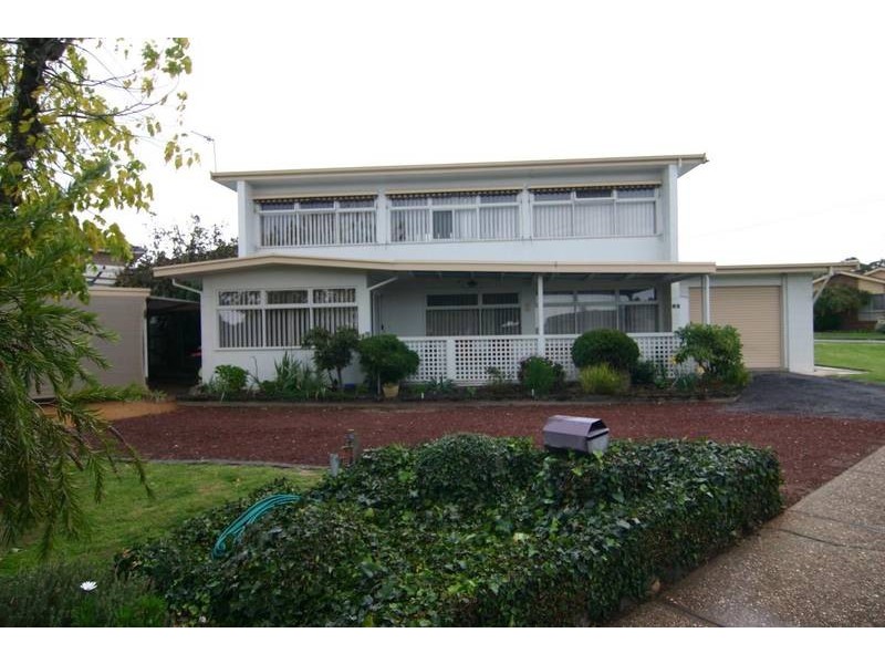 6 Kneebone Street, Ararat VIC 3377