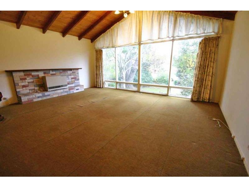 24 Barkly Street West, Ararat VIC 3377