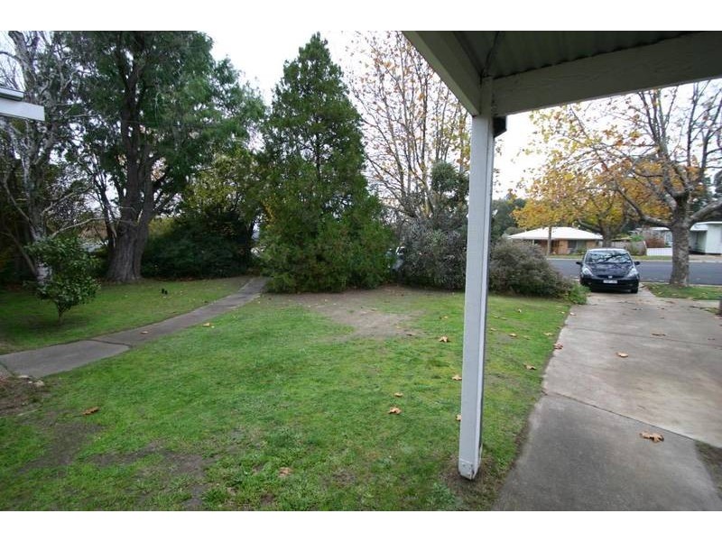 24 Barkly Street West, Ararat VIC 3377