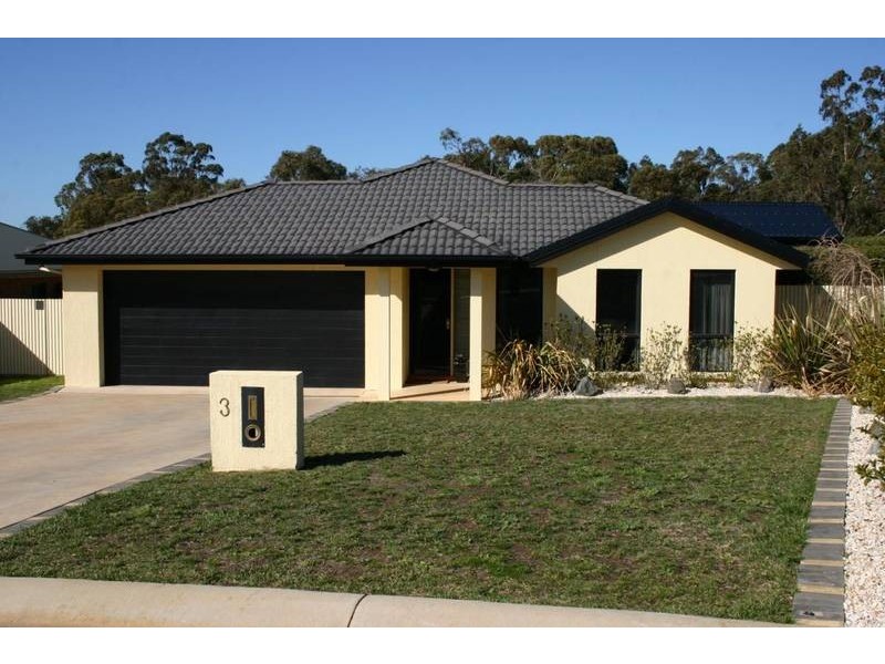 3 Scotts Rise, Ararat VIC 3377