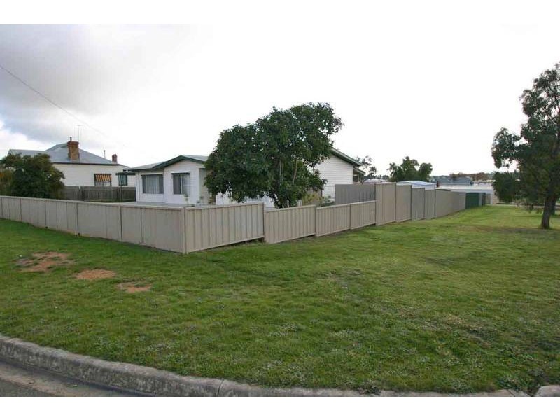125 Moore Street, Ararat VIC 3377