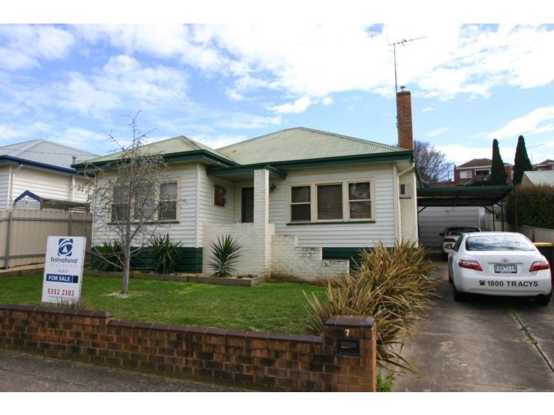 7 Banksia Street, Ararat VIC 3377