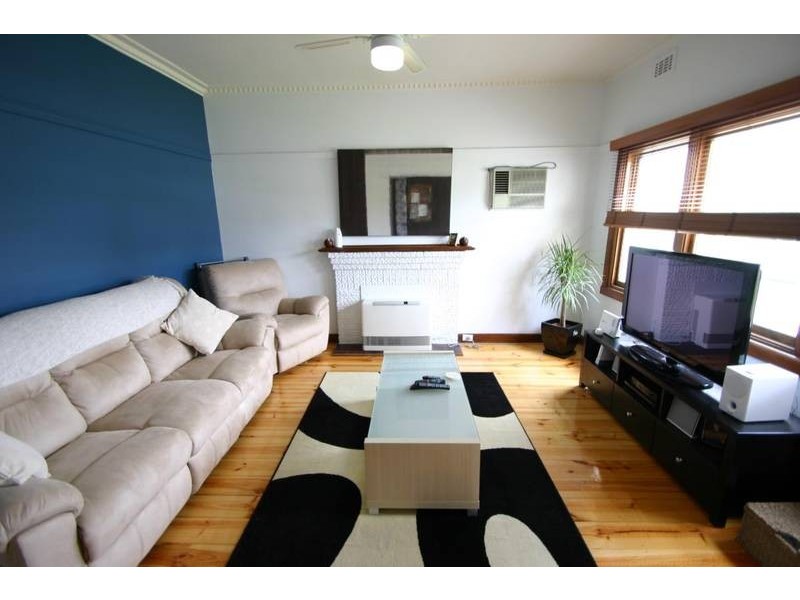 7 Banksia Street, Ararat VIC 3377