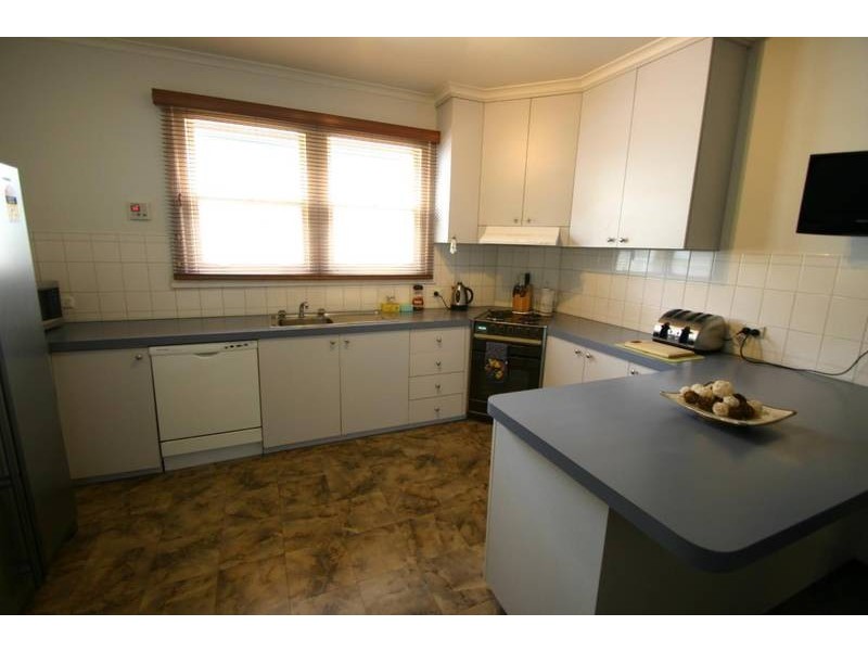 7 Banksia Street, Ararat VIC 3377