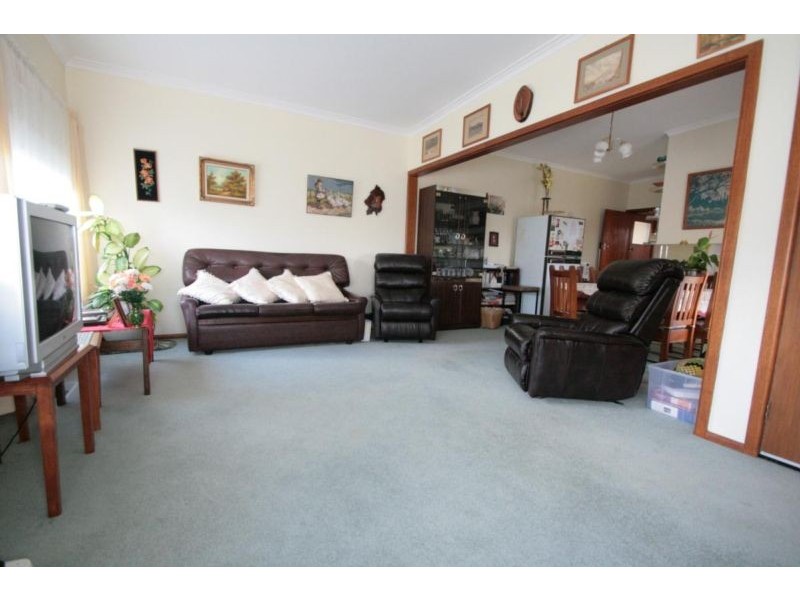 20 Henderson Street, Ararat VIC 3377