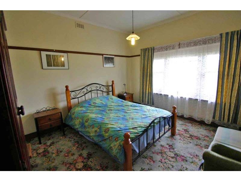 4 Rundell Street, Ararat VIC 3377