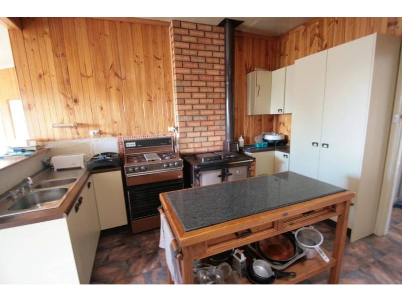 563 Sugar Loaf Road, Great Western VIC 3377