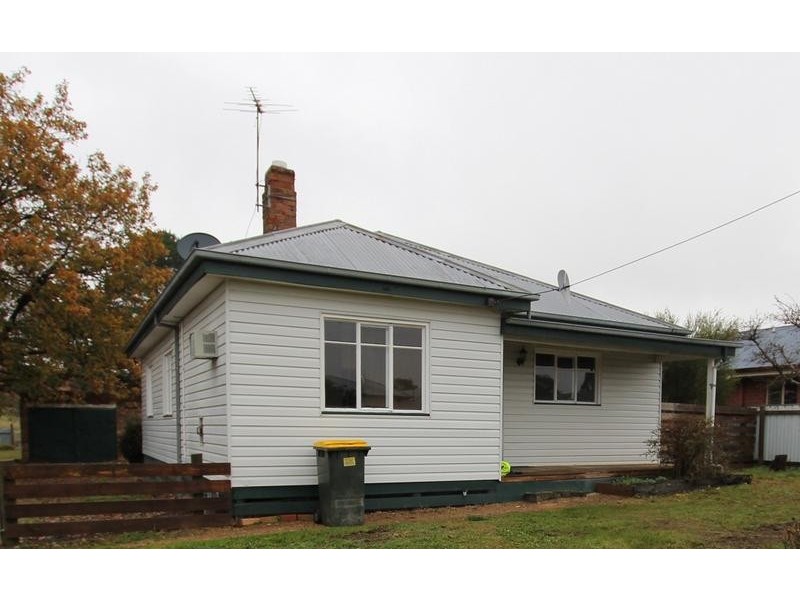 11 McLean Street, Ararat VIC 3377