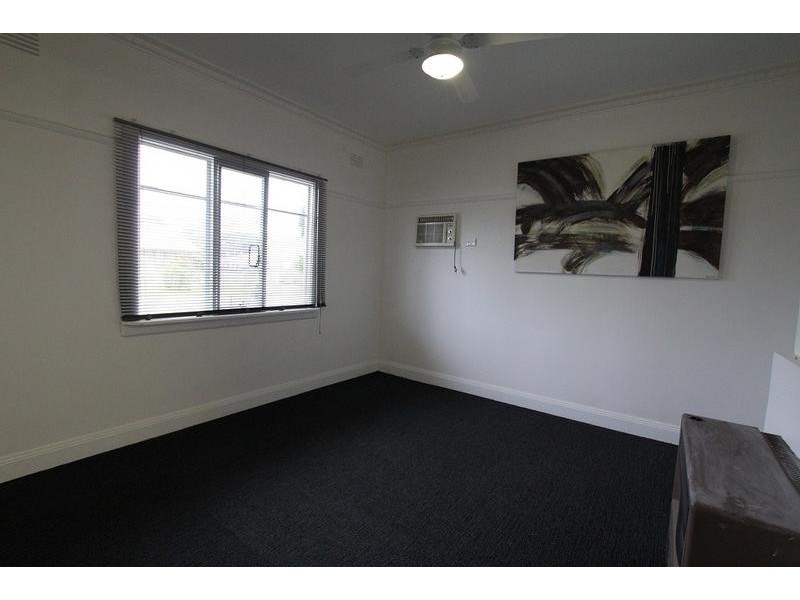 11 McLean Street, Ararat VIC 3377