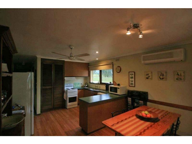 2778 Pyrenees Highway, Elmhurst VIC 3469