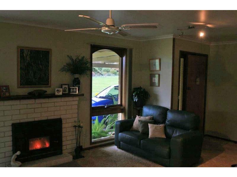 2778 Pyrenees Highway, Elmhurst VIC 3469