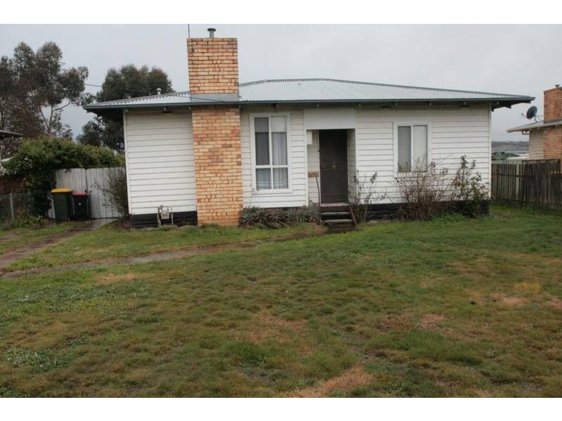 14 Murphy Street, Ararat VIC 3377