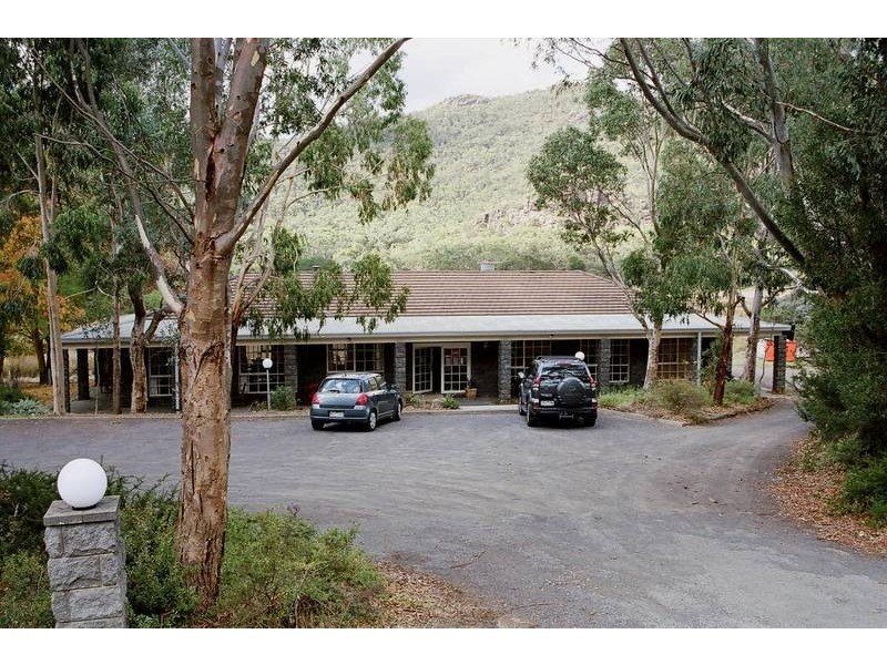 161 – 163 Grampians Road, Halls Gap VIC 3381