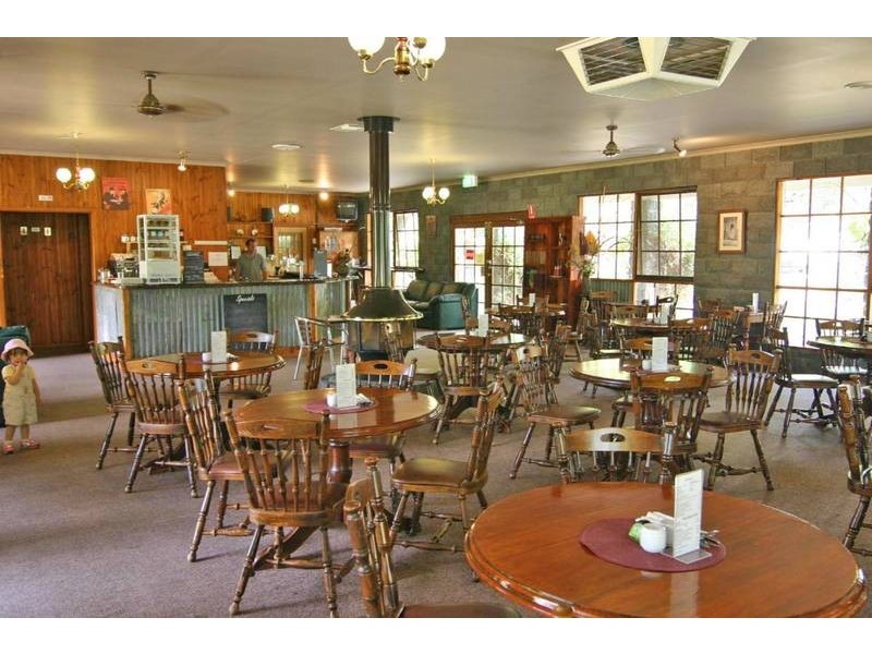 161 – 163 Grampians Road, Halls Gap VIC 3381