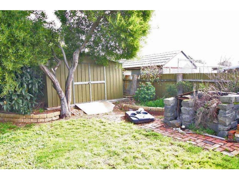 17 Laidlaw Street, Ararat VIC 3377