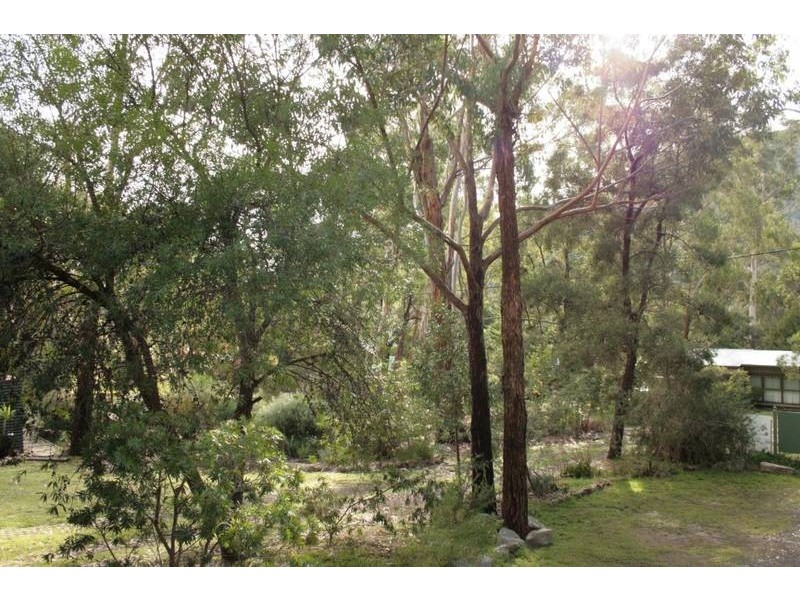 86 Scotts Road, Halls Gap VIC 3381