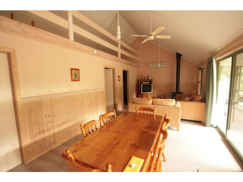 86 Scotts Road, Halls Gap VIC 3381