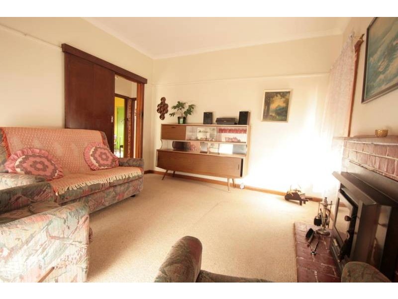 7 Webb Street, Ararat VIC 3377